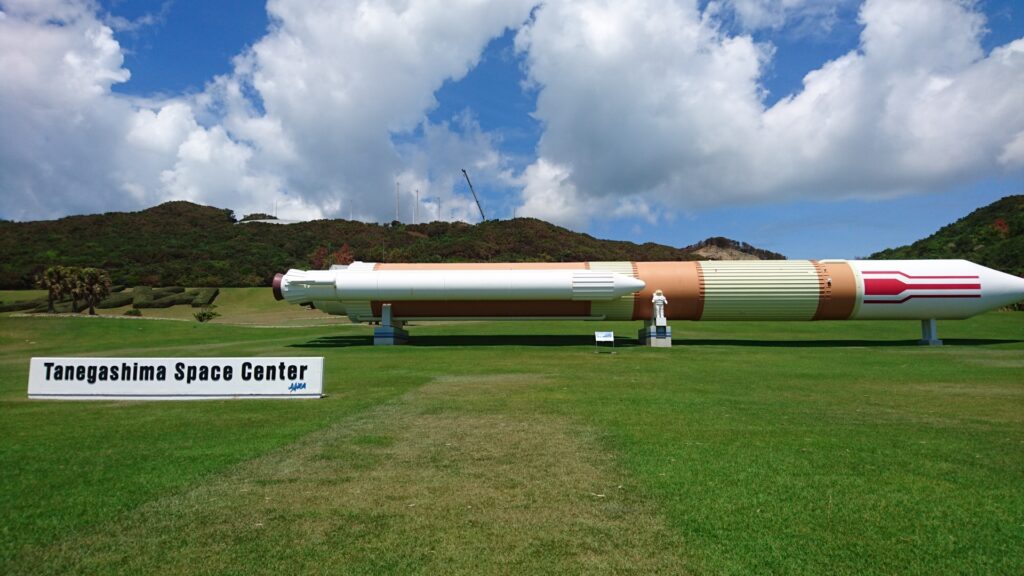 実物大のロケットの模型