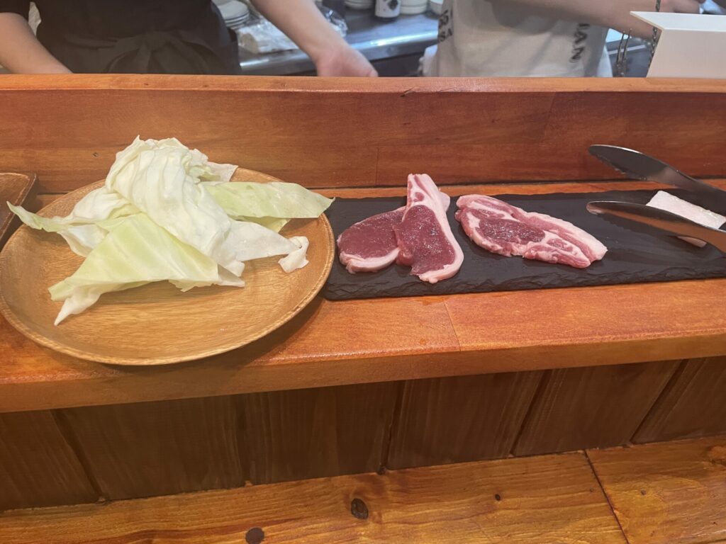 アカヤバル