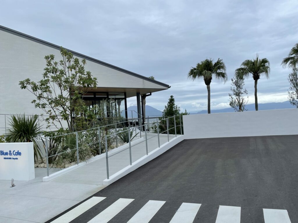 Blue &Cafe HIRAKAWA Bayside